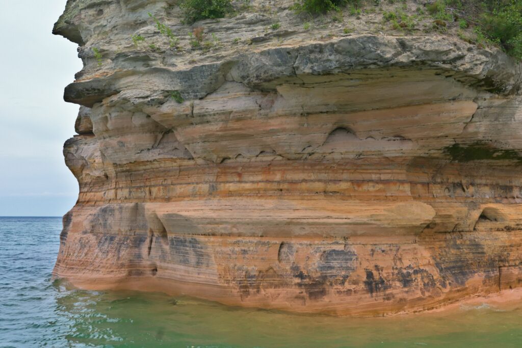 Aboriginal rock art harbour tour