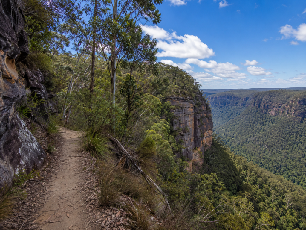 Bundanoon Southern Highlands day trip Sydney by train village
